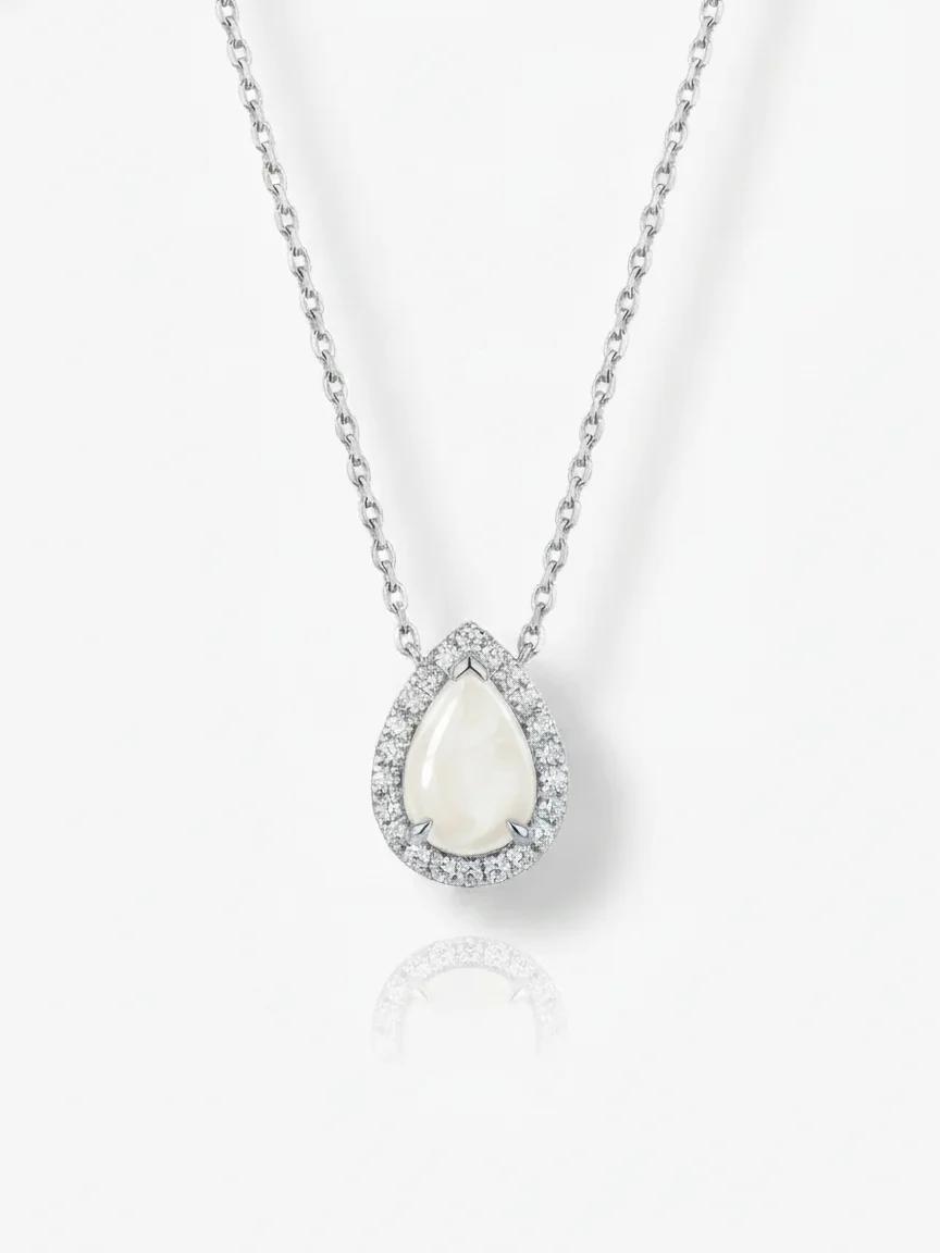 Pear Halo Pendant Necklace – Studio white